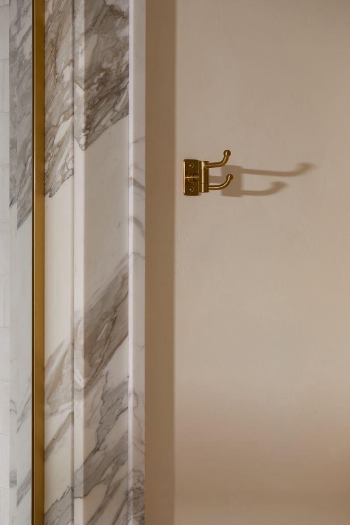 Gallery Image 4 - 2967695