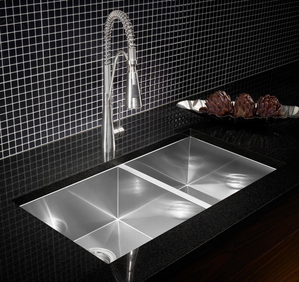 Gallery Image 3 - 1204320