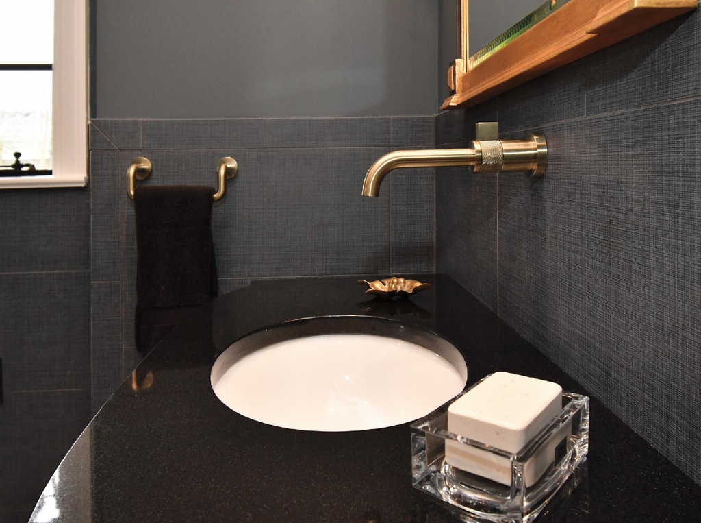 Gallery Image 1 - 3051369