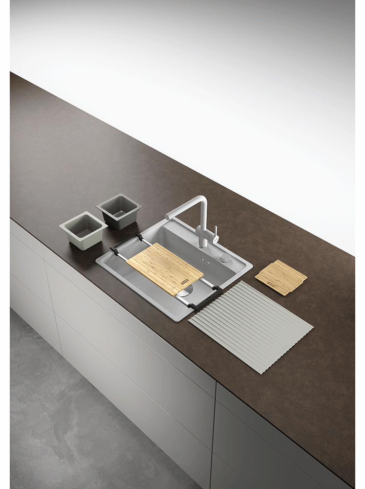 Gallery Image 9 - 4407825